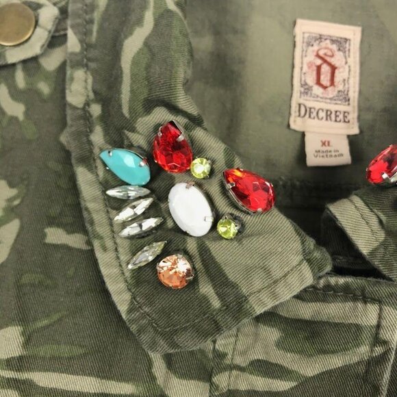 Decree XL Green Camo Top Pockets Zip Snap Front Vest Jeweled Collar Drawstring - Picture 4 of 12